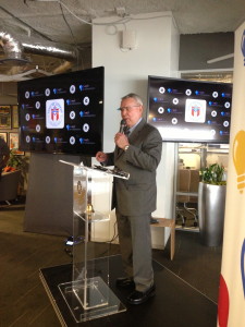 Mayor Lee Leffingwell, donning a pair of Google glasses, announced Capital Factory as a Google Tech Hub
